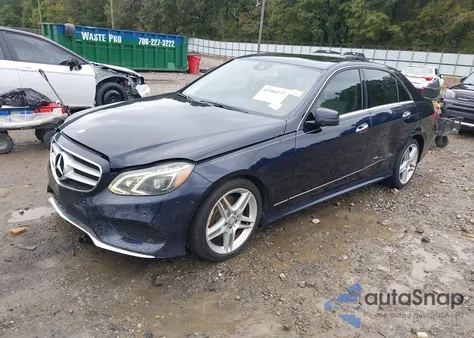 2014 Mercedes-Benz E 350 z USA, uszkodzony, nr VIN WDDHF5KB0EA889239